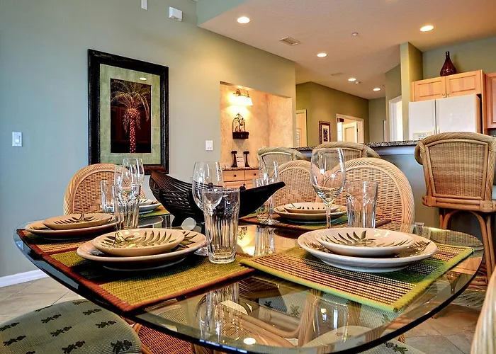 Harborview Grande Three Bedroom 267 Apartment